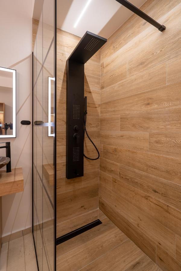 Luxury Suite In Downtown Ираклион Экстерьер фото