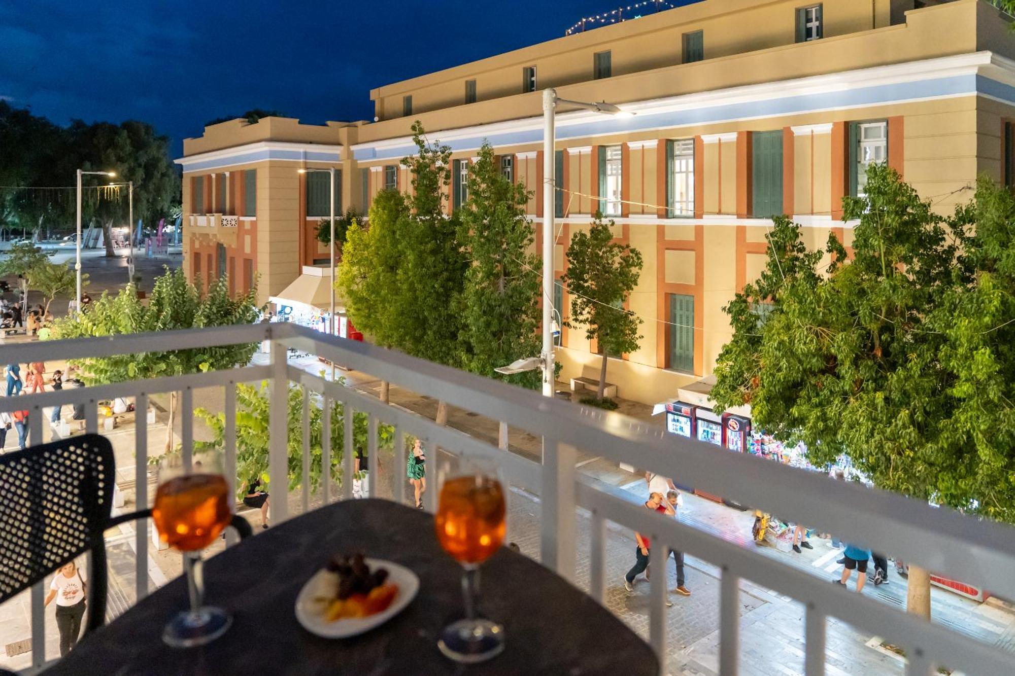 Luxury Suite In Downtown Ираклион Экстерьер фото